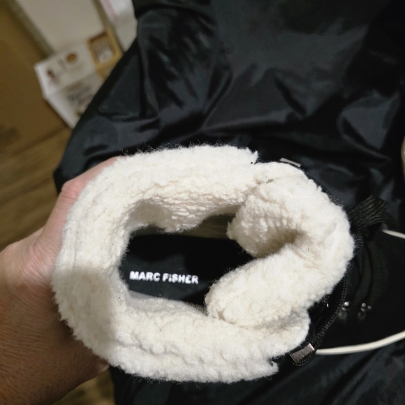 Marc Fisher Shearling Boots Size 8 - Picture 4 of 4